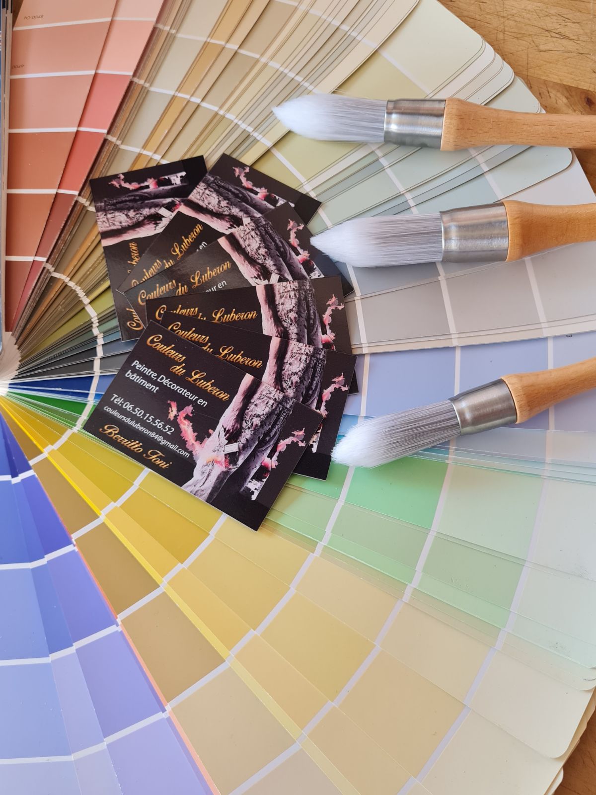 IMG_20240306_202153 Nuancier peinture à Pertuis